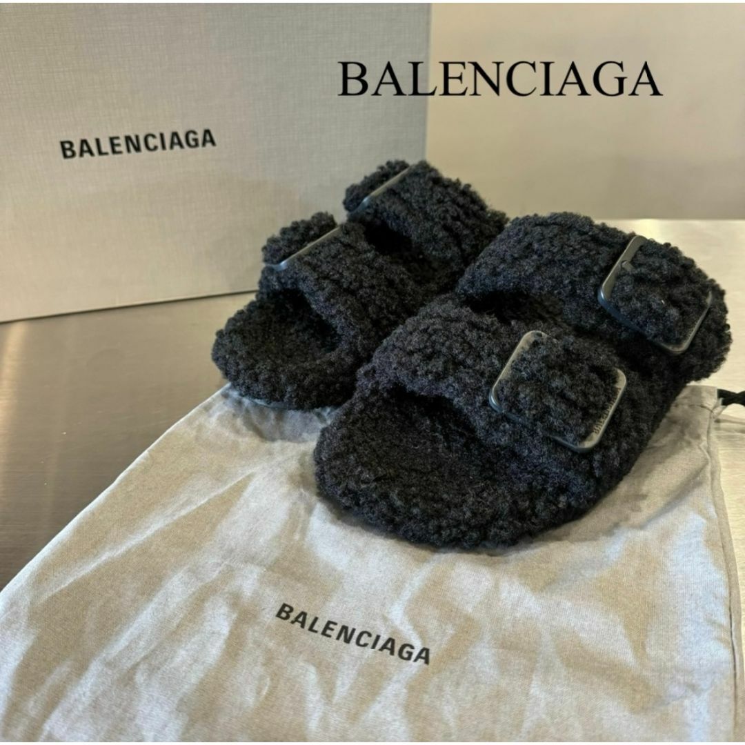 『BALENCIAGA』バレンシアガ (25cm) ボアモンクサンダル