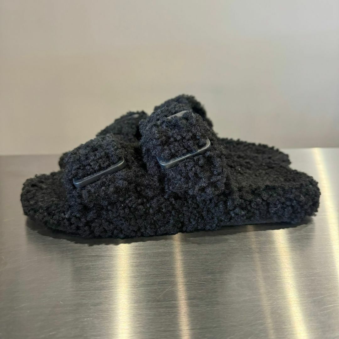 『BALENCIAGA』バレンシアガ (25cm) ボアモンクサンダル