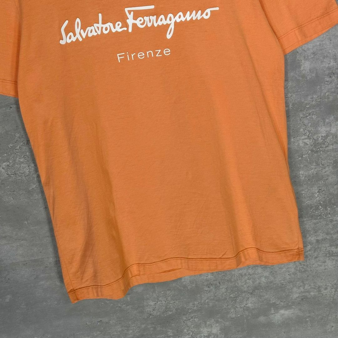 『salvatore ferragamo』フェラガモ (L) プリントTシャツ