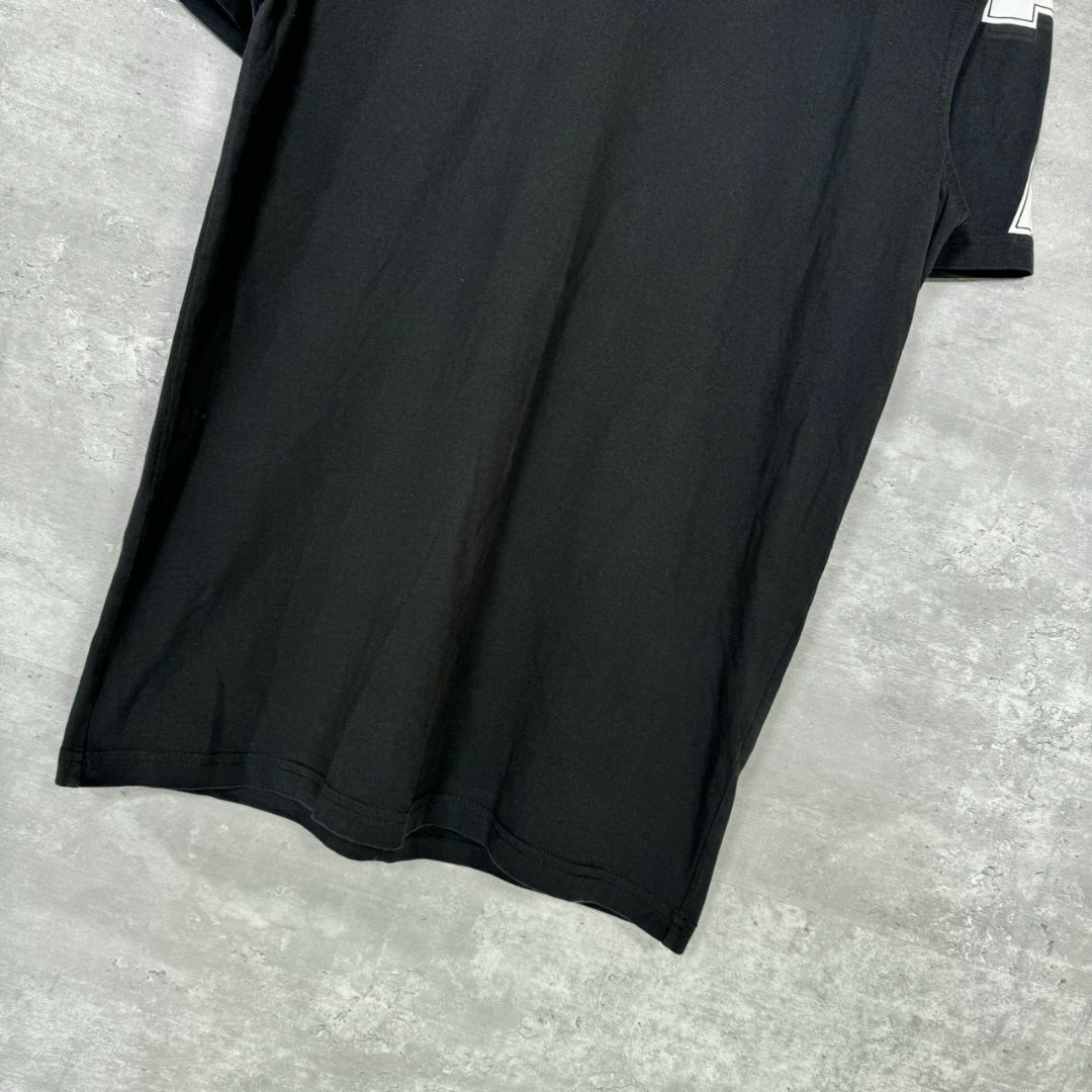 『GIVENCHY』ジバンシー (XS) スターパッチナンバリングTシャツ