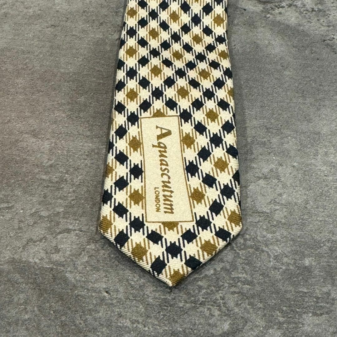 『Aquascutum』アクアスキュータム チェック柄ネクタイ