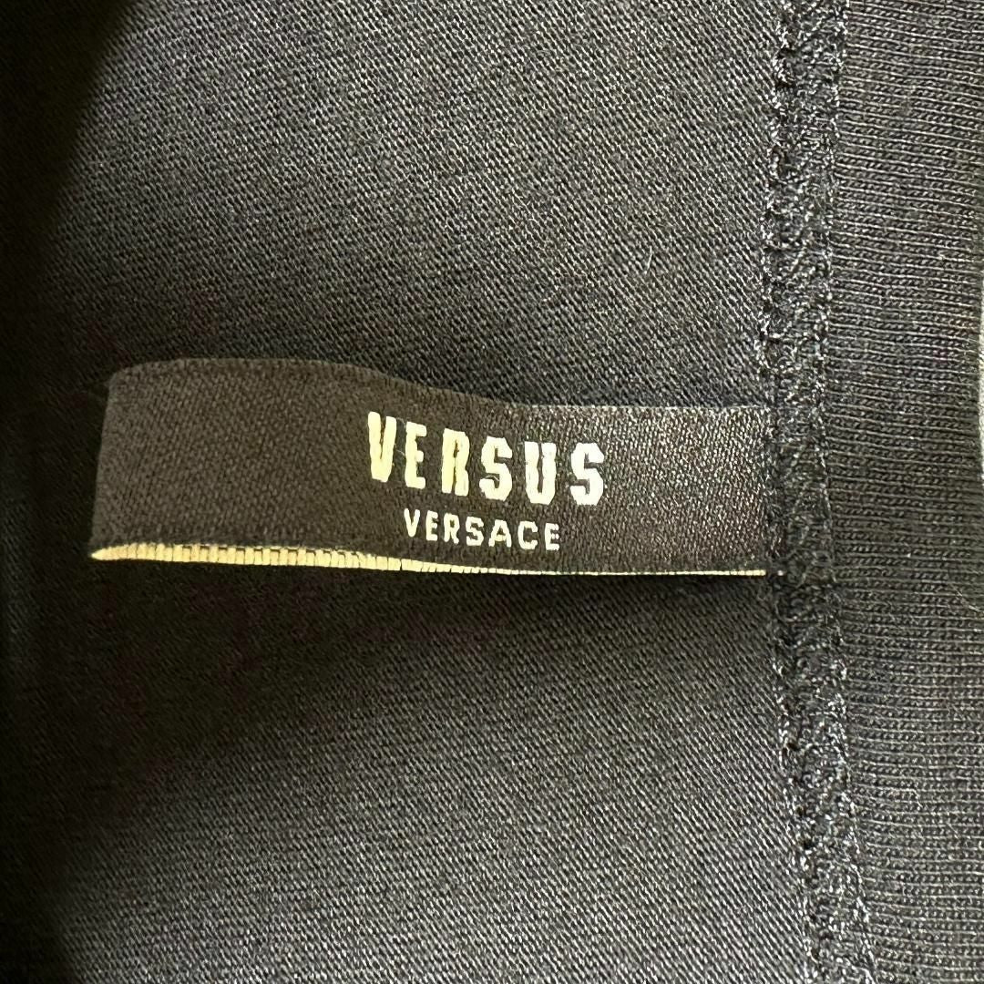 『VERSUS VERSACE』ヴェルサーチ (M) フォトプリント Tシャツ