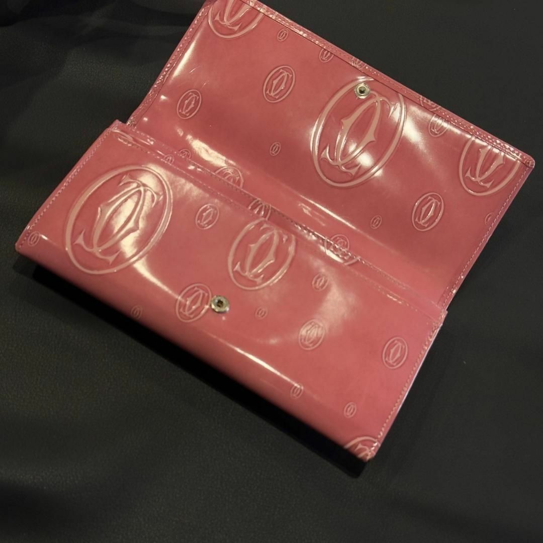 『Cartier』カルティエ ロゴエンボス柄エナメルロングウォレット