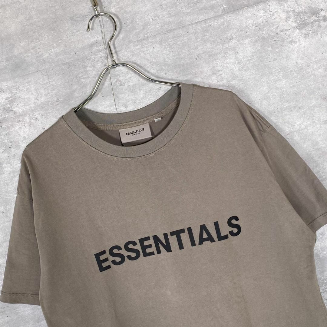『ESSENTIALS』エッセンシャルズ (S) フロントロゴ半袖Tシャツ