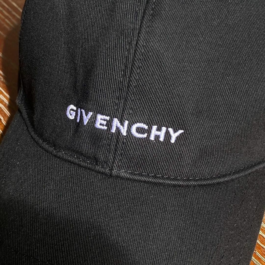 『GIVENCHY』ジバンシィ (FREE) 4G フロントロゴ キャップ