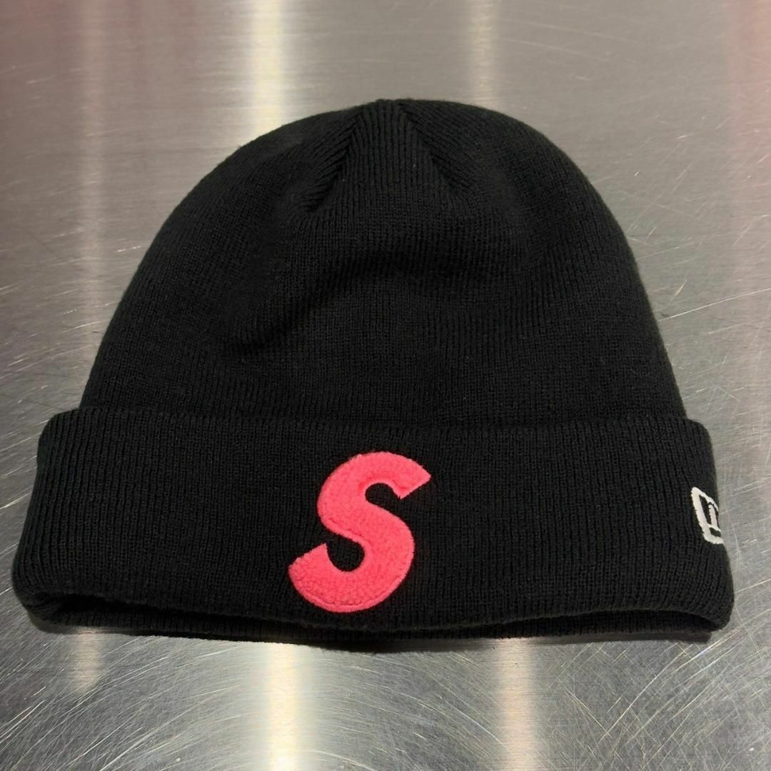 『Supreme × NEW ERA』 Sロゴ BOX LOGO ニットキャップ