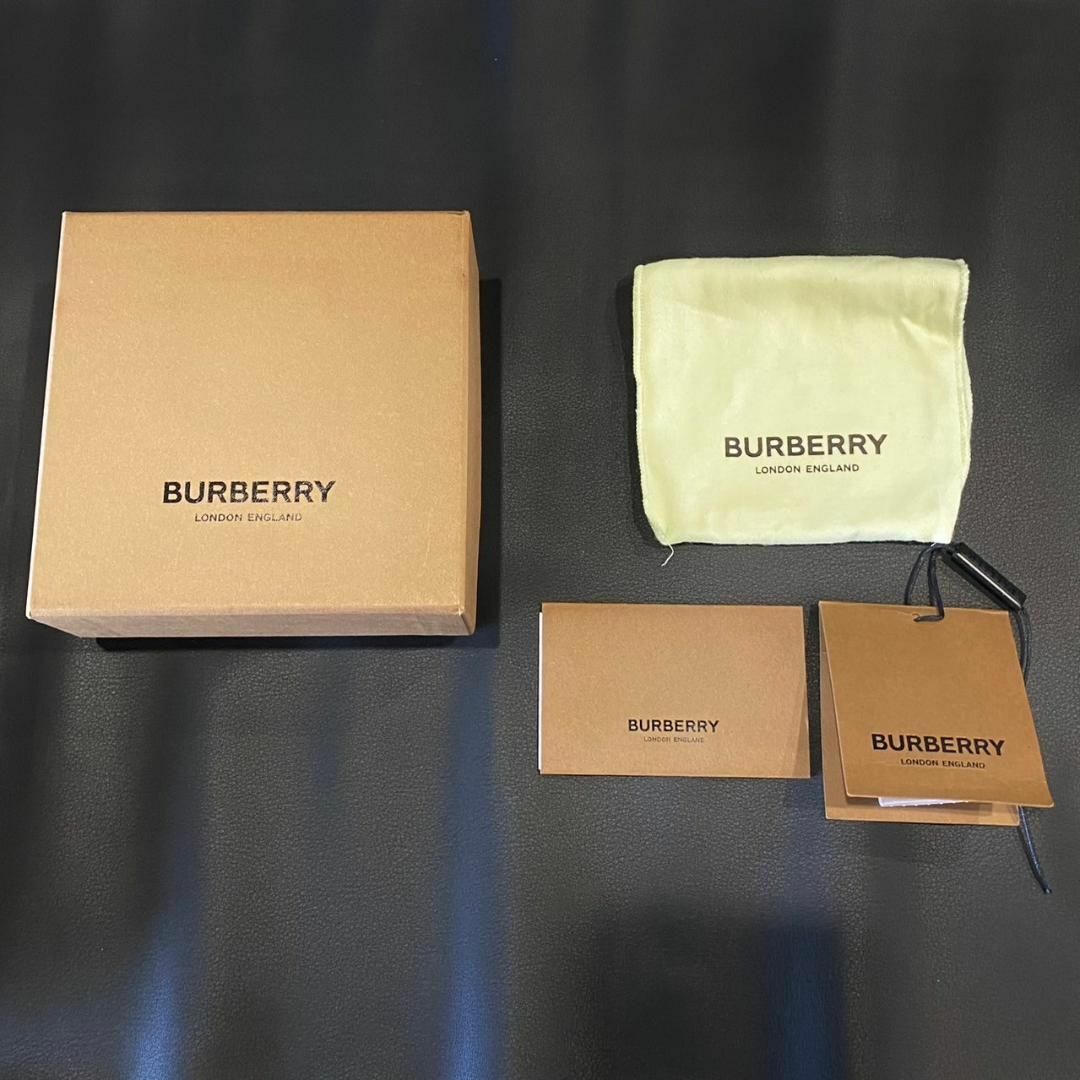 『BURBERRY』バーバリー ゴールドプレート バングル