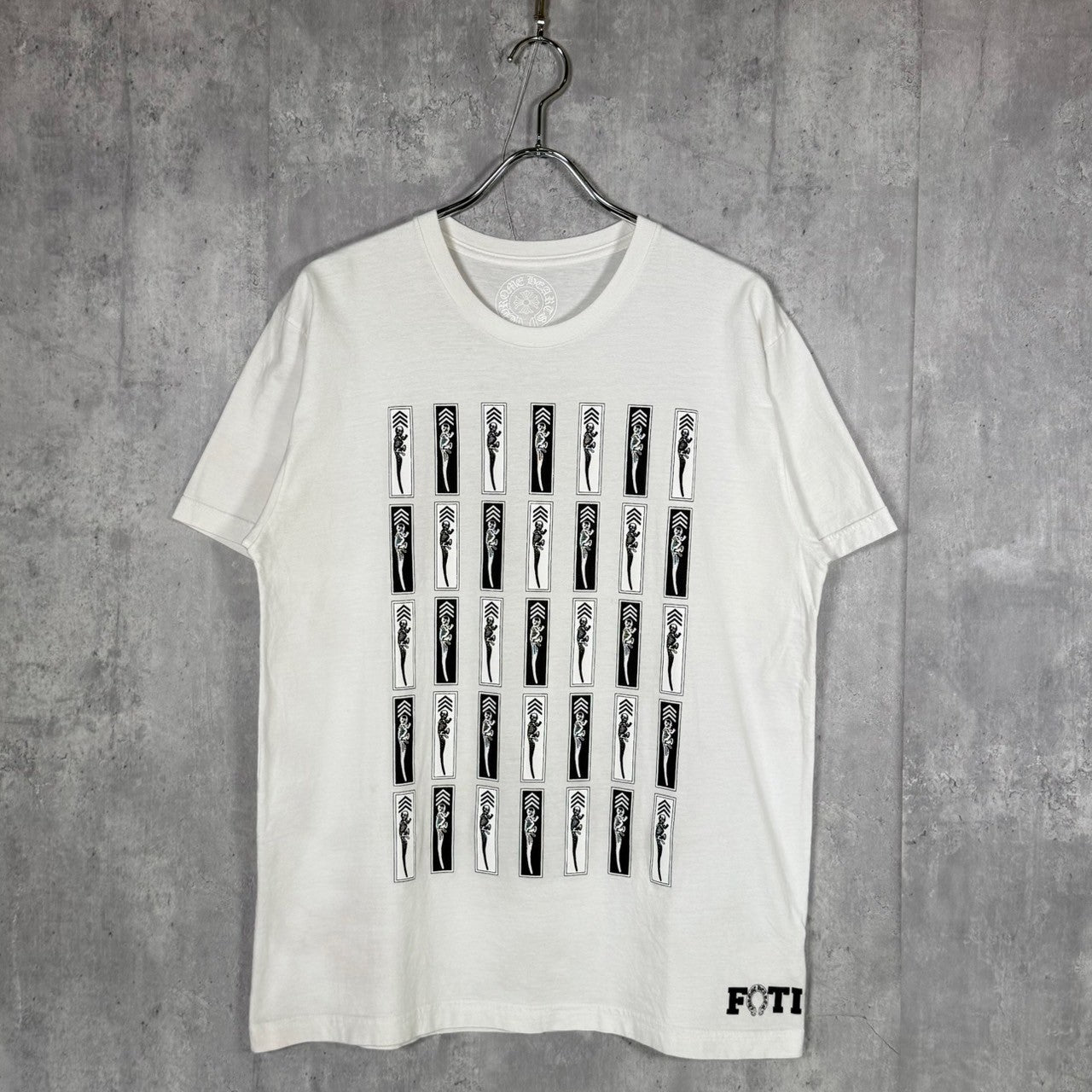 『CHROME HEARTS』クロムハーツ (L) プリントクルーネックTシャツ