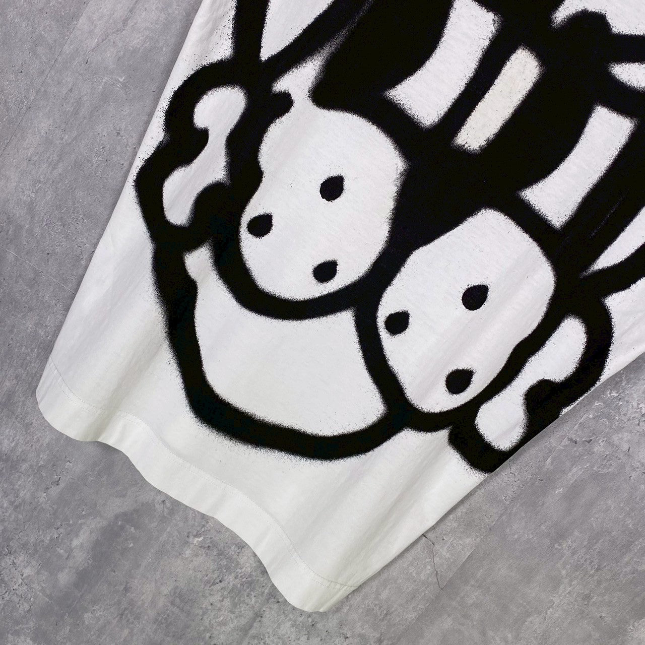 『GIVENCHY』ジバンシー (XL) スプレードックプリントTシャツ