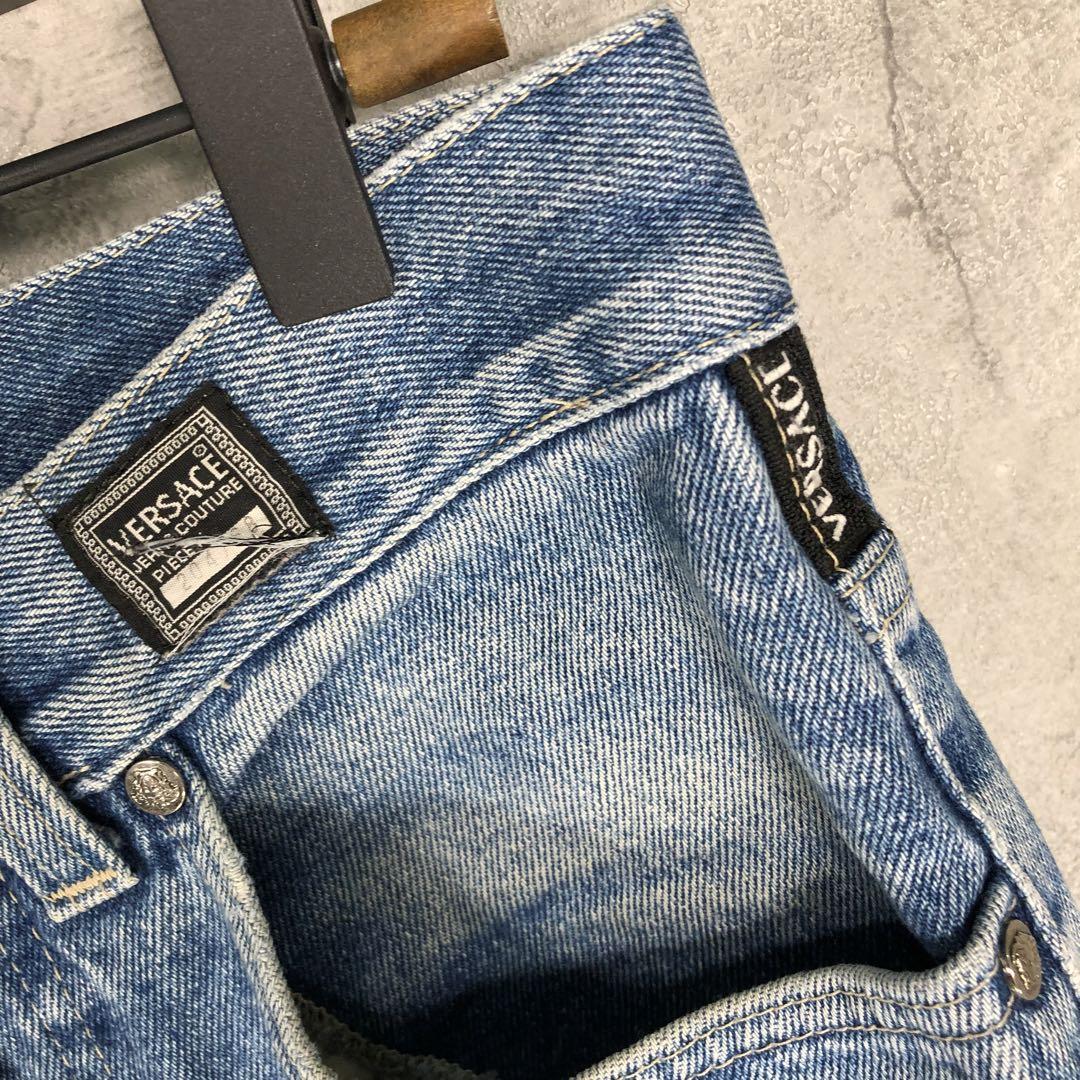 『VERSACE』ヴェルサーチ(29)デニムパンツ
