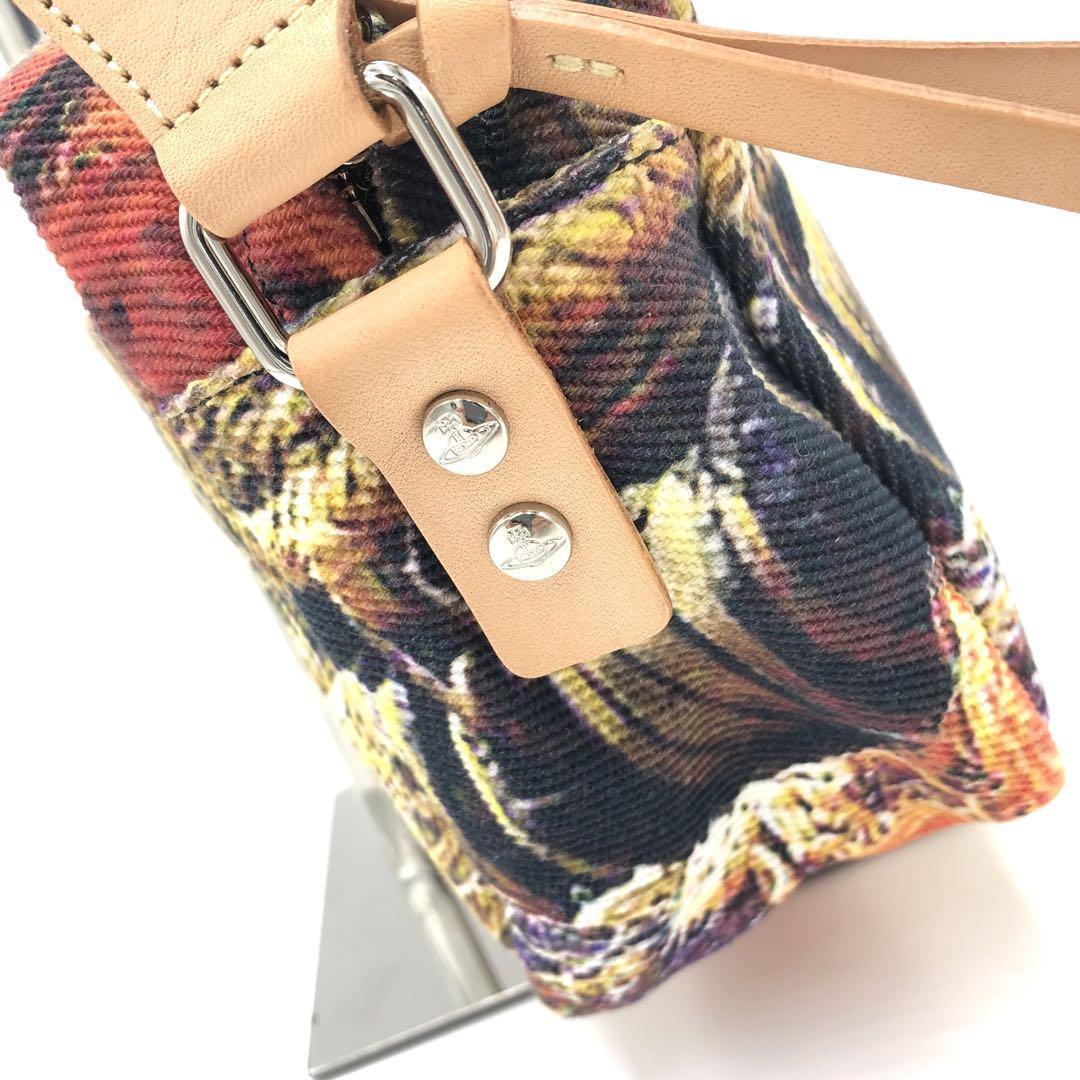 『Vivienne Westwood』ヴィヴィアンウエスト キャンバス総柄バッグ
