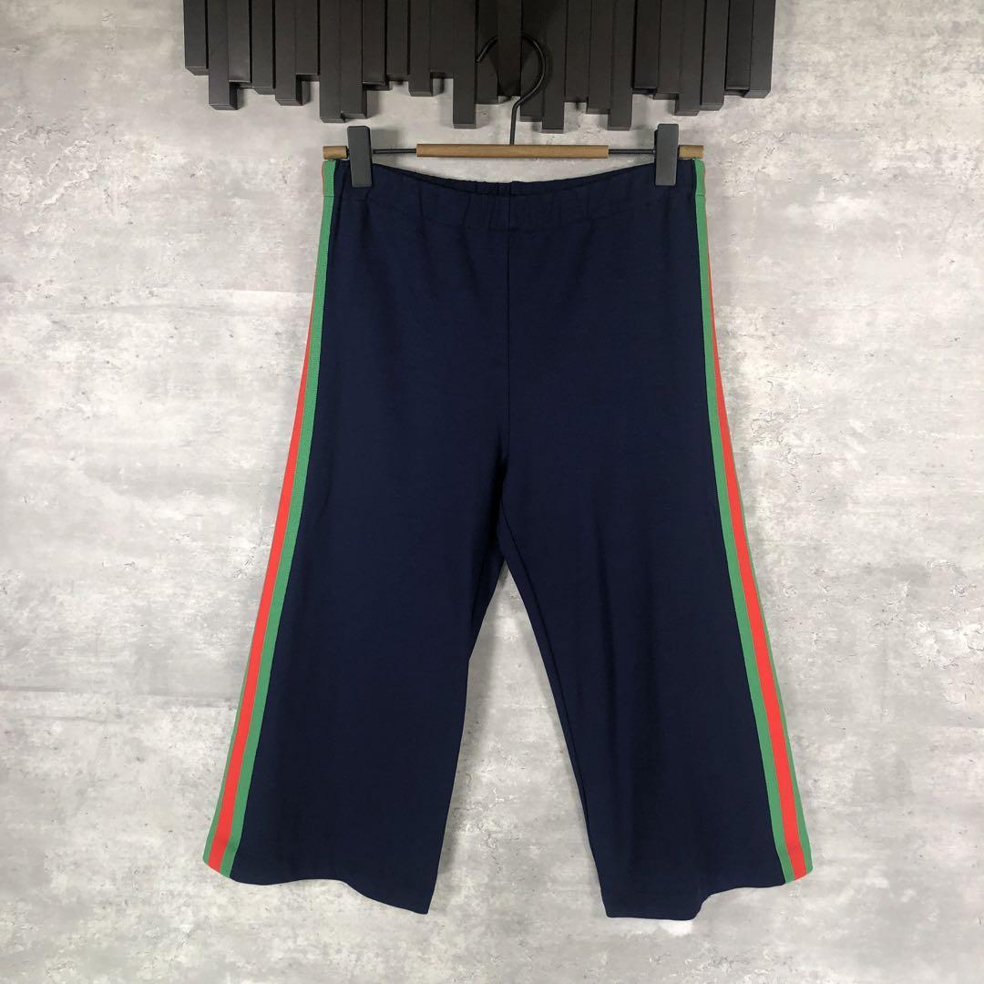 『GUCCI』グッチ (10) シェリーラインハーフパンツ