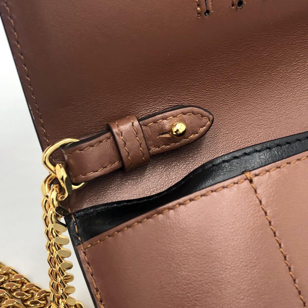 『BURBERRY』バーバリー チェーンウォレット モノグラム