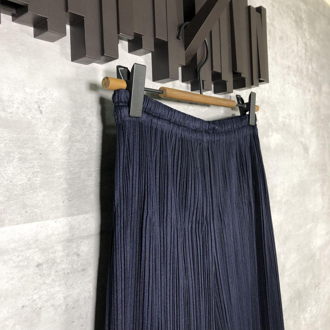 『PLEATS PLEASE』プリーツプリーツ (2) ストレートパンツ