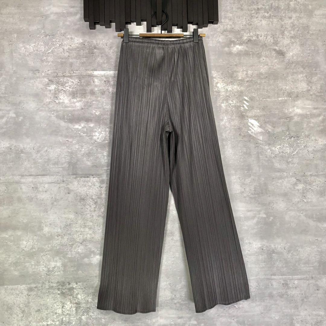 『PLEATS PLEASE』プリーツプリーツ (2) ストレートパンツ