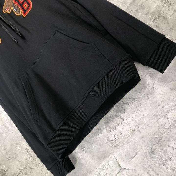 『BURBERRY』バーバリー (XS) トナカイ ワッペン裏毛パーカー