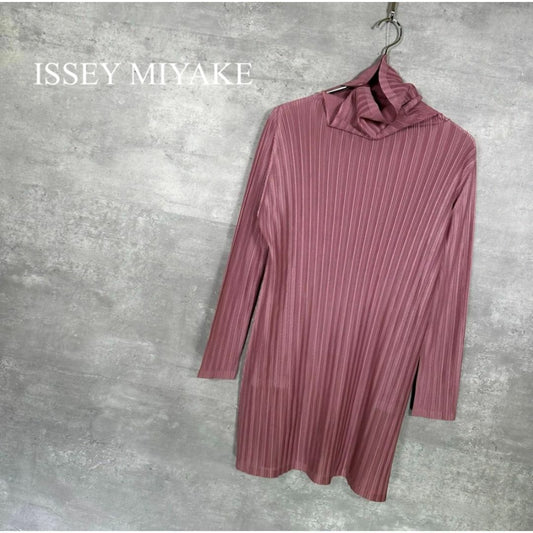 『ISSEY MIYAKE』イッセイミヤケ (3) プリーツ ハイネックシャツ