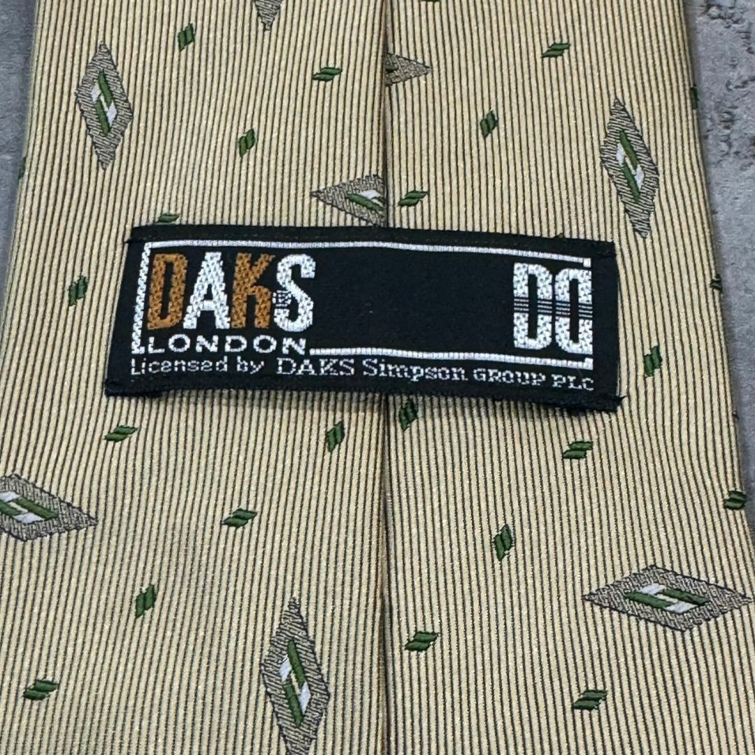 『DAKS』ダックス 総柄ネクタイ