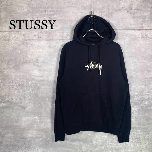 『STUSSY』ステューシー (S) フロント ロゴ刺繍 プルオーバーフーディー