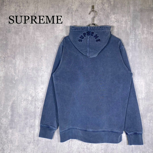『SUPREME』シュプリーム (L) フード刺繍ロゴ プルオーバーフーディー