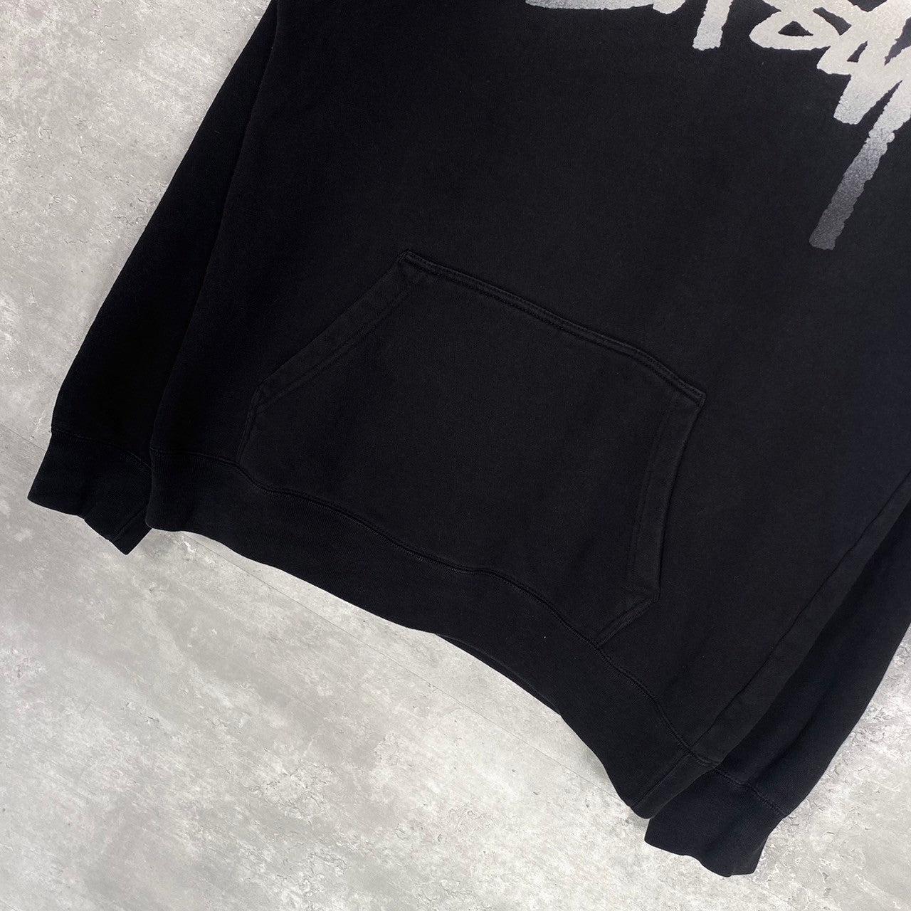 『STUSSY』ステューシー (M) フロントロゴ プリント プルオーバー フーディー