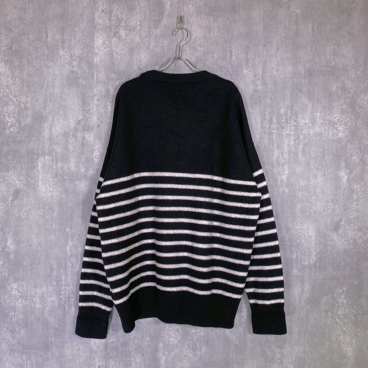 『AMI Alexander Mattiussi』アミアレキサンドルマティッシュ (L) ボーダー クルーネックセーター