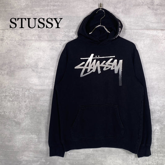 『STUSSY』ステューシー (M) フロントロゴ プリント プルオーバー フーディー