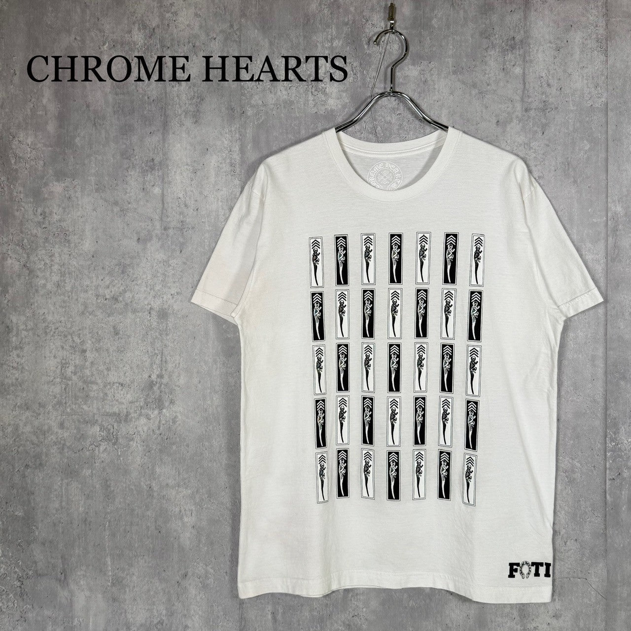 『CHROME HEARTS』クロムハーツ (L) プリントクルーネックTシャツ