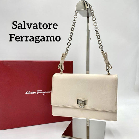 『Salvatore Ferragamo』サルバトーレフェラガモ ハンドバック