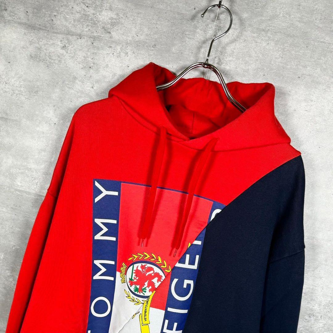 『VETEMENTS』ヴェトモン(M)コラボ ドッキングパーカー