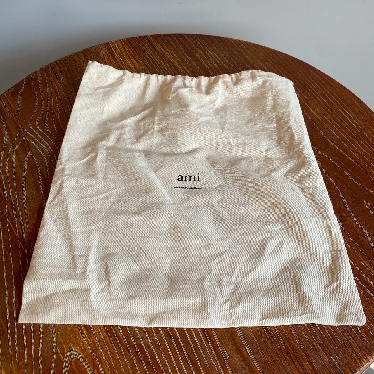 『AMI PARIS』アミパリス カメラバッグ