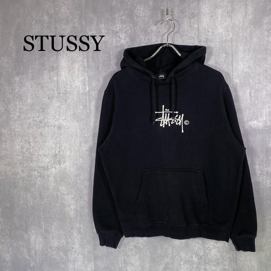 『STUSSY』ステューシー (S) フロントロゴ刺繍 プルオーバーフーディー
